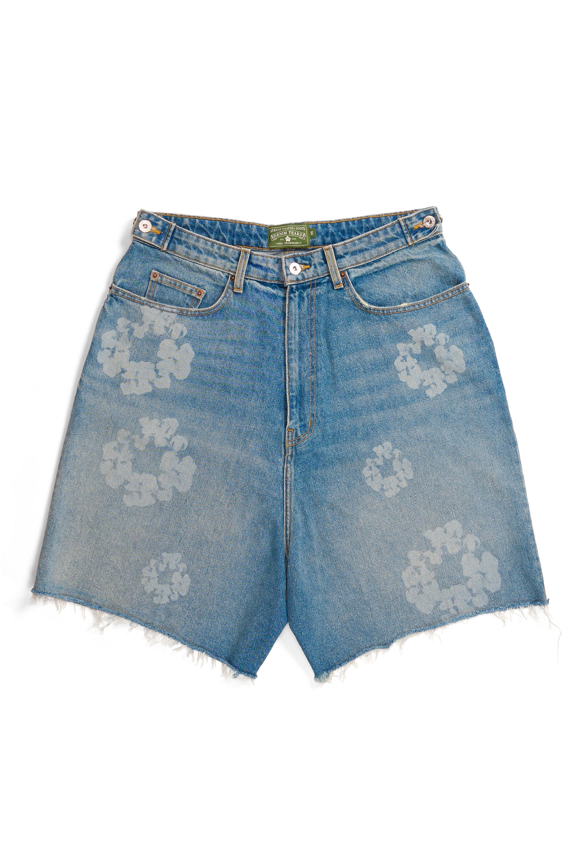 Laser Wreath Denim Shorts Light Wash
