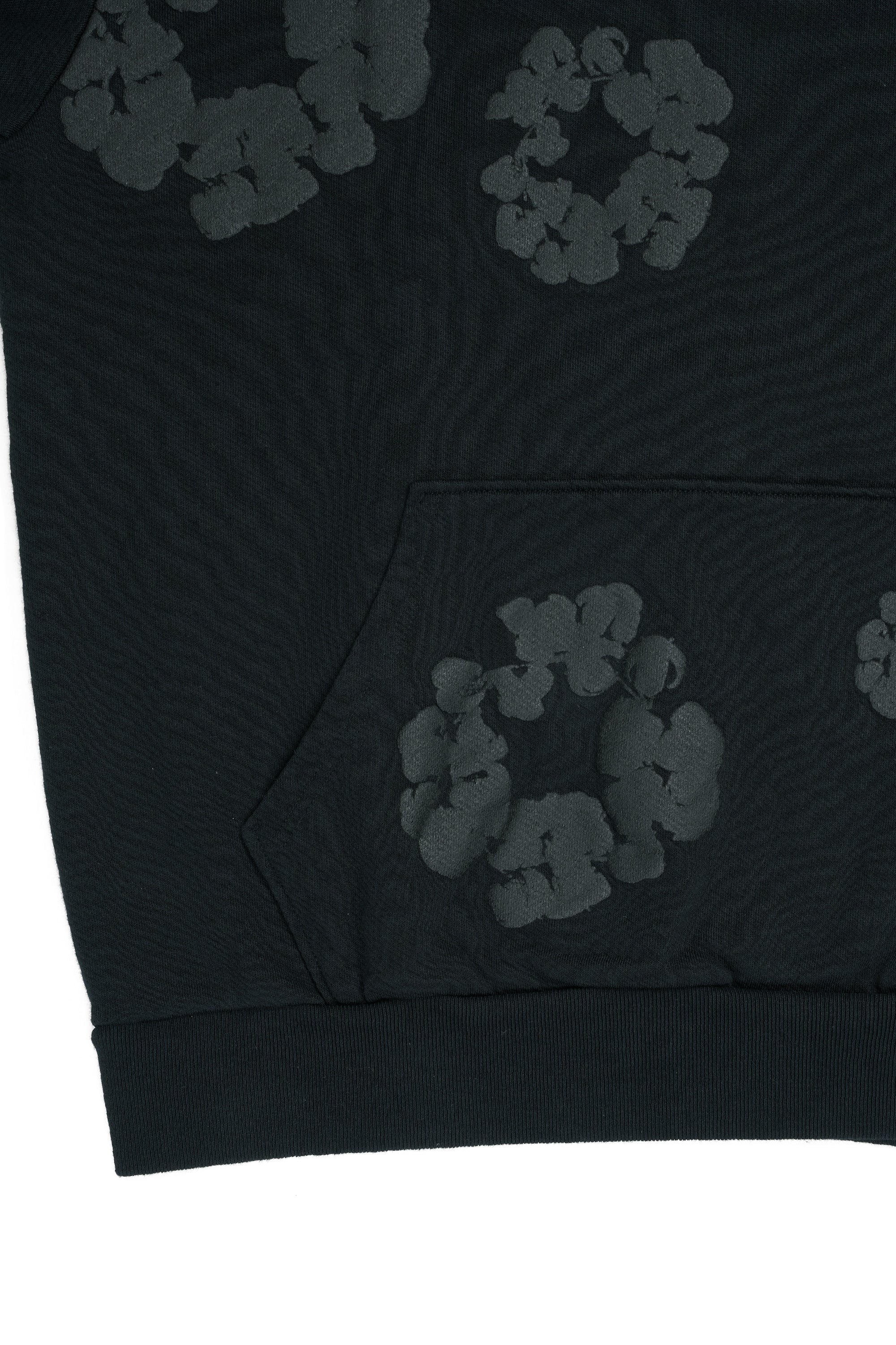 Mono Wreath Hoodie Black